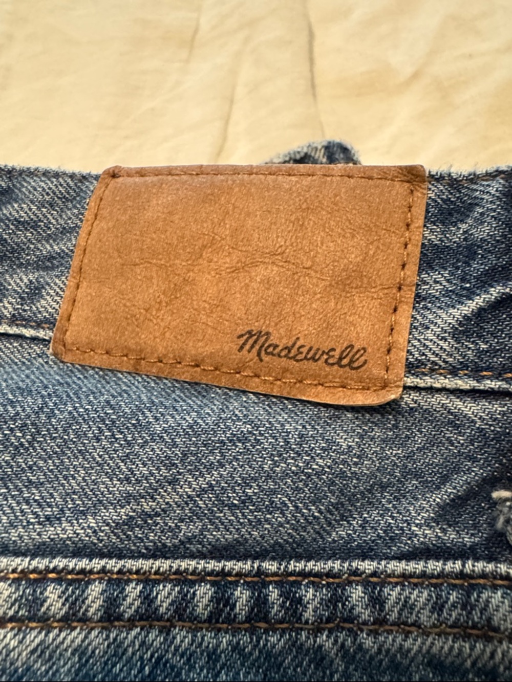 Madewell Medium Blue Denim darted barrel jeans - Picture 10 of 10